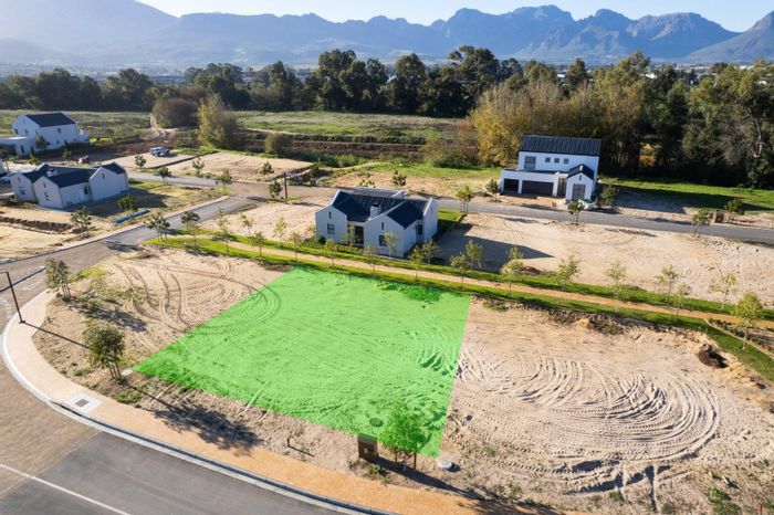 Vacant Land for Sale in Paarl Valleij Lifestyle Estate with green spaces and amenities.