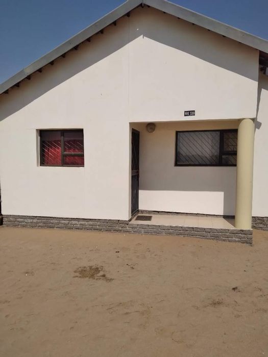 Property #2190738, House for sale in Walvis Bay Central