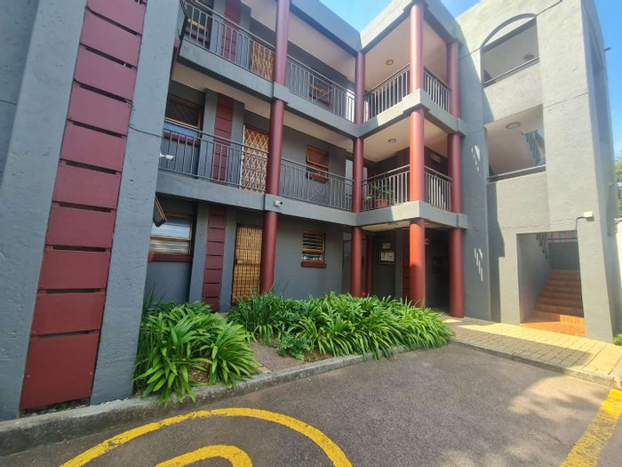 Property #2217408, Apartment rental monthly in Hatfield