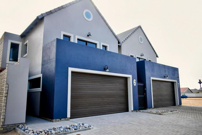 Property #2203975, Townhouse for sale in Swakopmund Ext 15