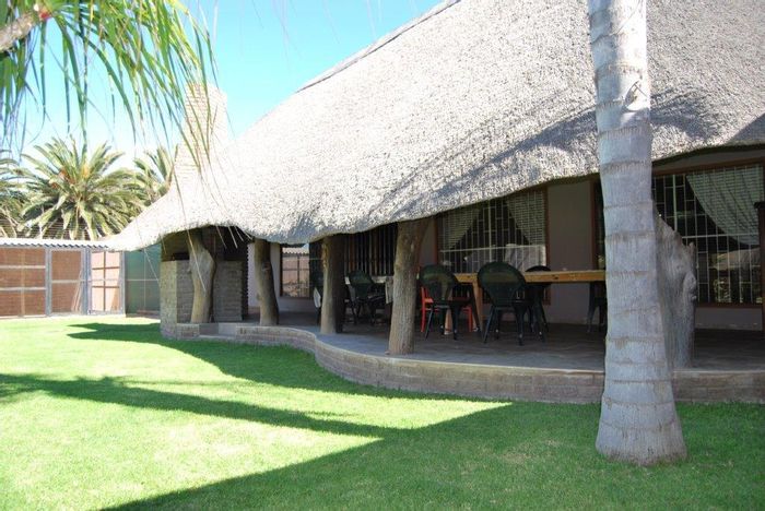 For Sale: Henties Bay Central 5-Bed House with Spacious Living and Entertaining Areas