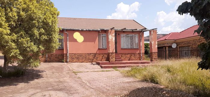 Property #2007232, House sold in Soshanguve M