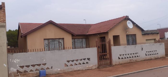 Property #1398901, House for sale in Soshanguve Gg