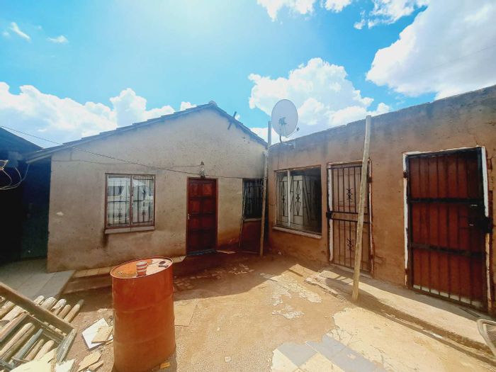 For Sale: Renovated 2BR House with 3 outside rooms in Mamelodi East