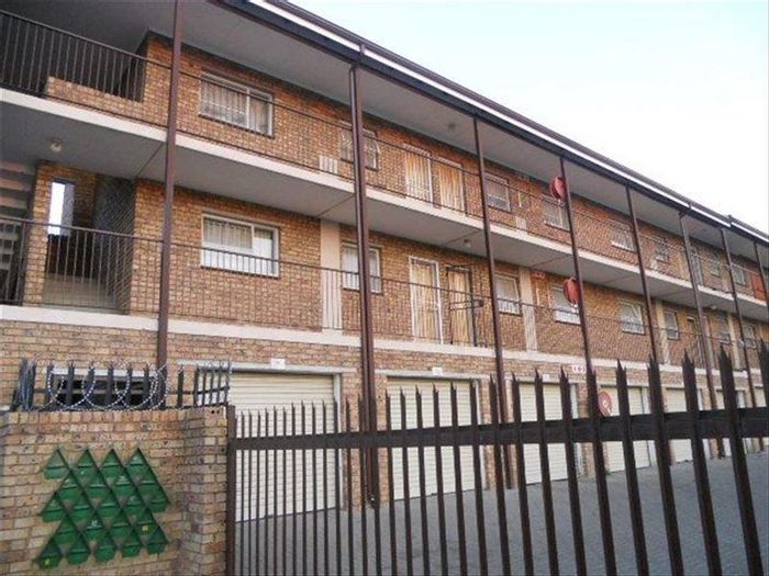 Property #2222534, Apartment for sale in Kempton Park Central