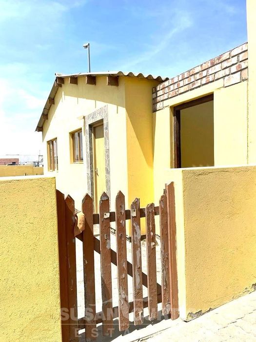 For Sale: House in Mondesa with 3 bedrooms, double garage, and alarm system.