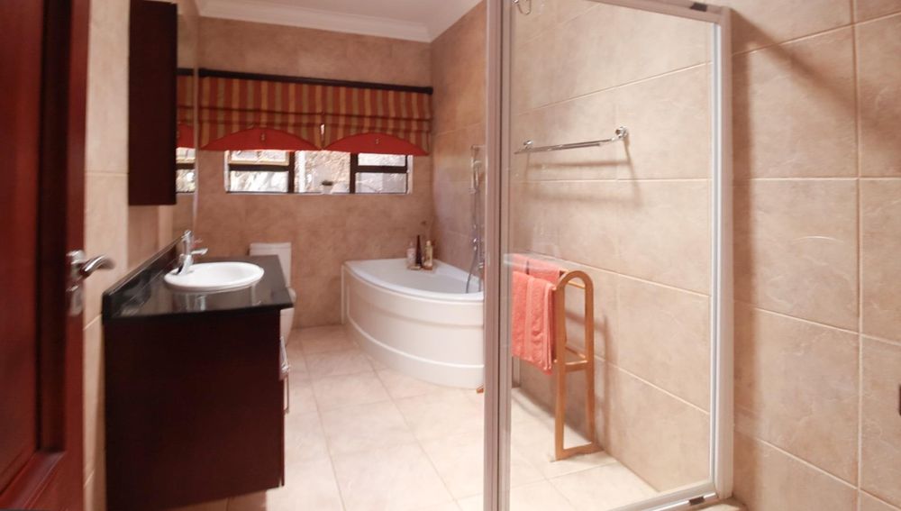 Full bathroom shared by 2nd and 3rd bedrooms