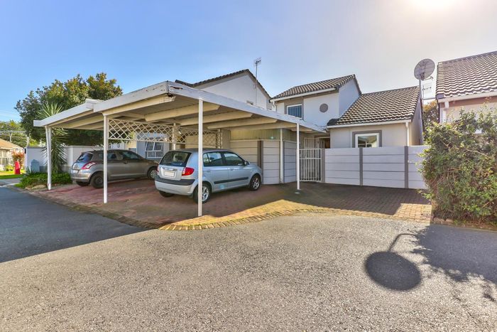 Charming Pinelands Townhouse for Sale: 2-Car Parking, Garden, and Loft Room!