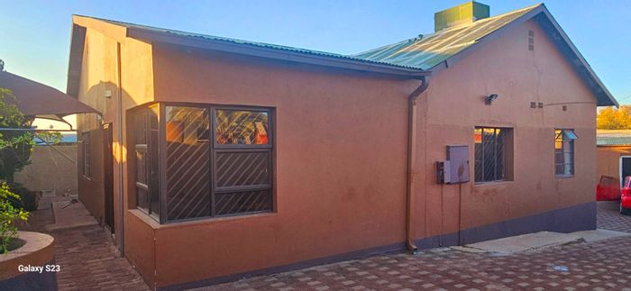 For Sale: Multi-Unit House in Windhoek North with Rental Income Potential!