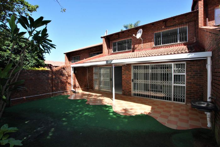 Property #1941136, Townhouse rental monthly in Umhlanga