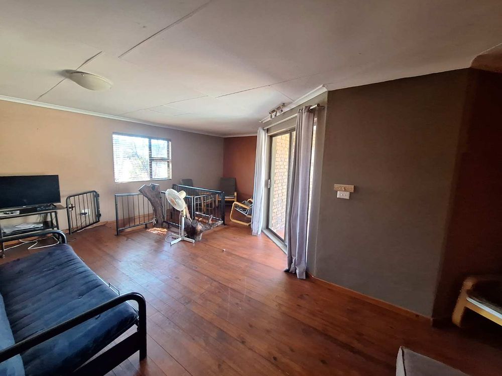 Upstairs loft area, sliding doors and private patio