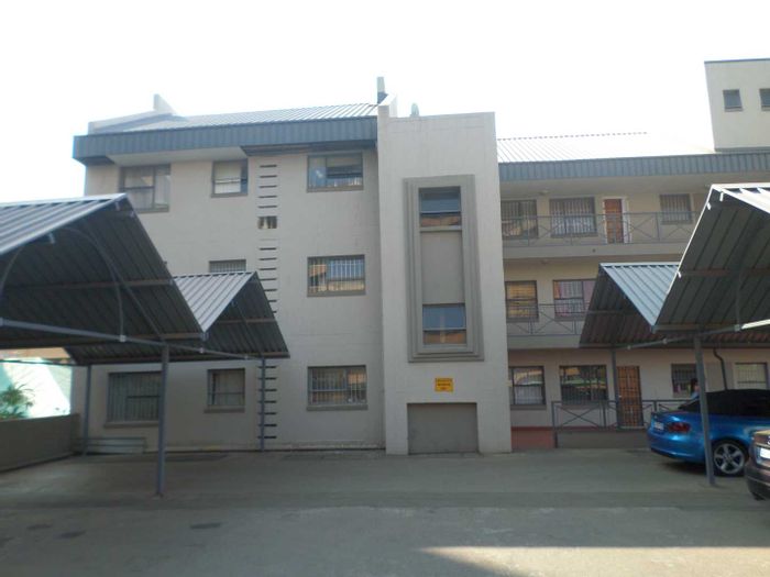 Property #2203436, Apartment rental monthly in Hatfield