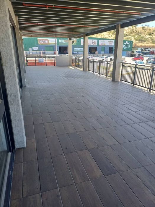 Property #2395042, Retail Rental Monthly in Lafrenz Industrial
