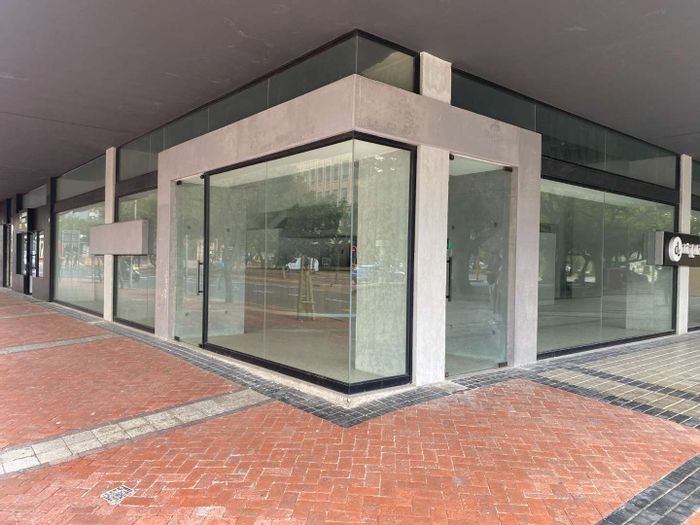 Property #2237475, Retail rental monthly in Cape Town City Centre