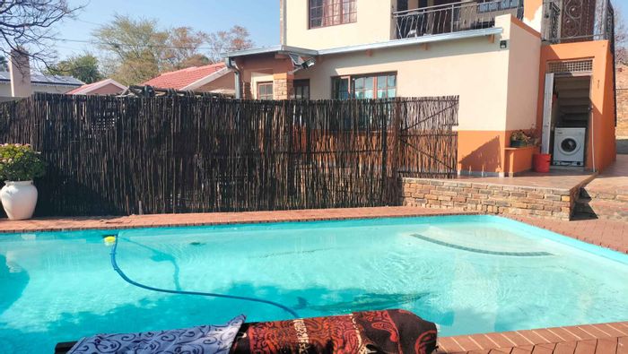 Property #2263586, Cottage rental monthly in Randpark Ridge