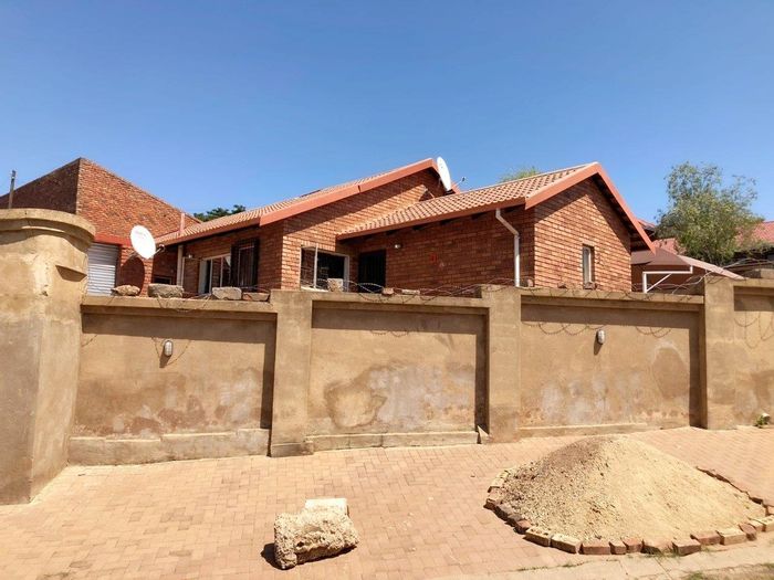 Property #2100120, House sold in Atteridgeville