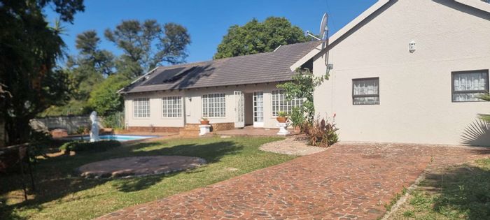 Property #2246979, House rental monthly in Bloubosrand