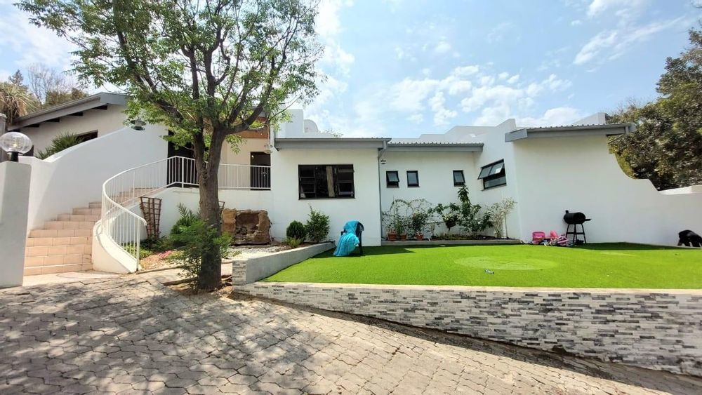 4 Bedroom House in Ludwigsdorf For Sale N4,500,000 2329869