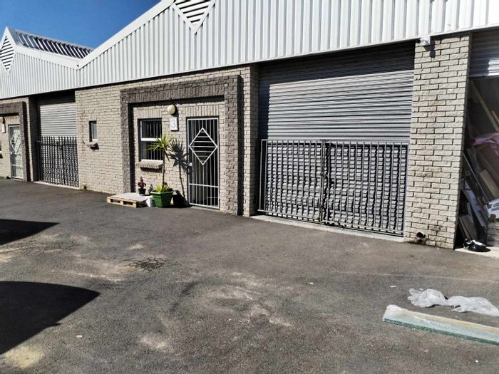 Industrial Unit to Rent in Killarney Industria with Office and Ample Power Supply