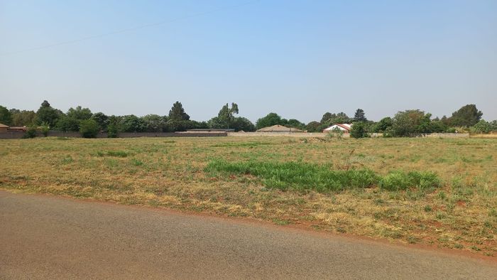 Property #2070131, Vacant Land Residential for sale in Henley On Klip
