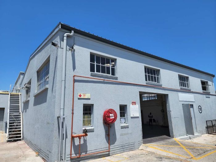 Property #2214271, Industrial rental monthly in Maitland