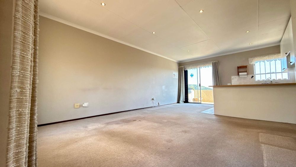 Open Plan Kitchen-Lounge-Dining Room