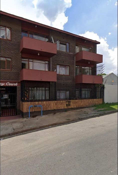 Property #2172261, Apartment for sale in Alberton