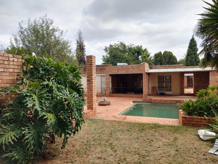 Property #2221925, House rental monthly in Kliprivier