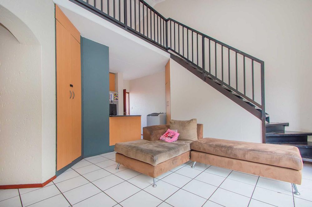 Open plan lounge overview