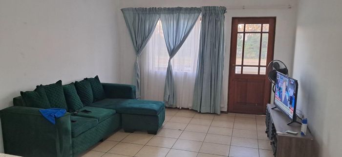 Spacious 2-Bedroom Apartment in Hesteapark: Secure Living Near Amenities, For Sale!