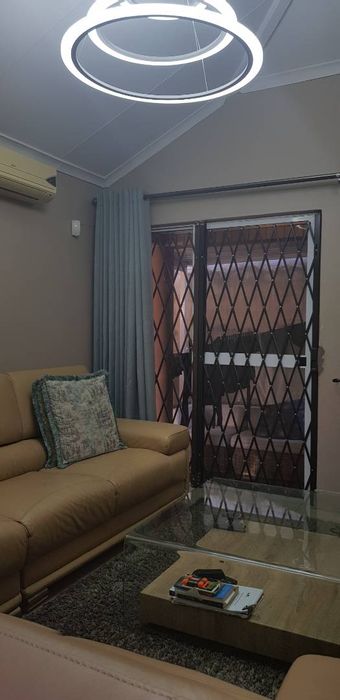 Property #2156045, Apartment rental monthly in Birdswood