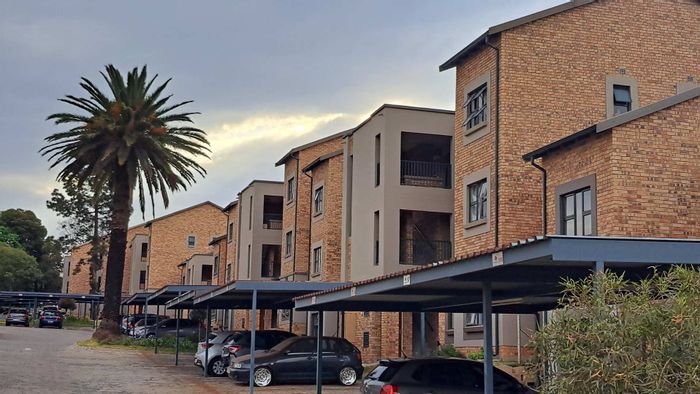 For Sale: Apartment in Randburg Central with security, gardens, and kids' play area.