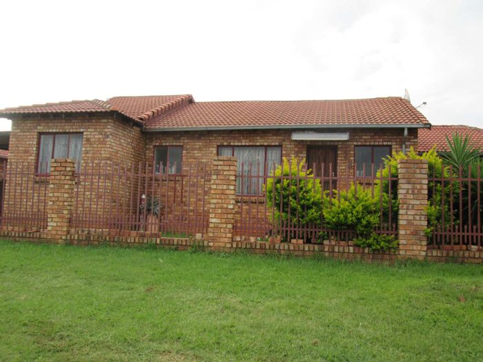 Philip Nel Park Houses for sale