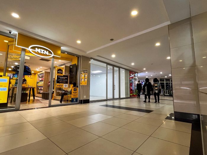 Property #2264059, Retail rental monthly in Cape Town City Centre