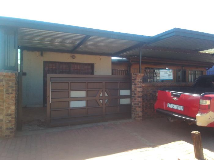 Property #2151878, House for sale in Katlehong South