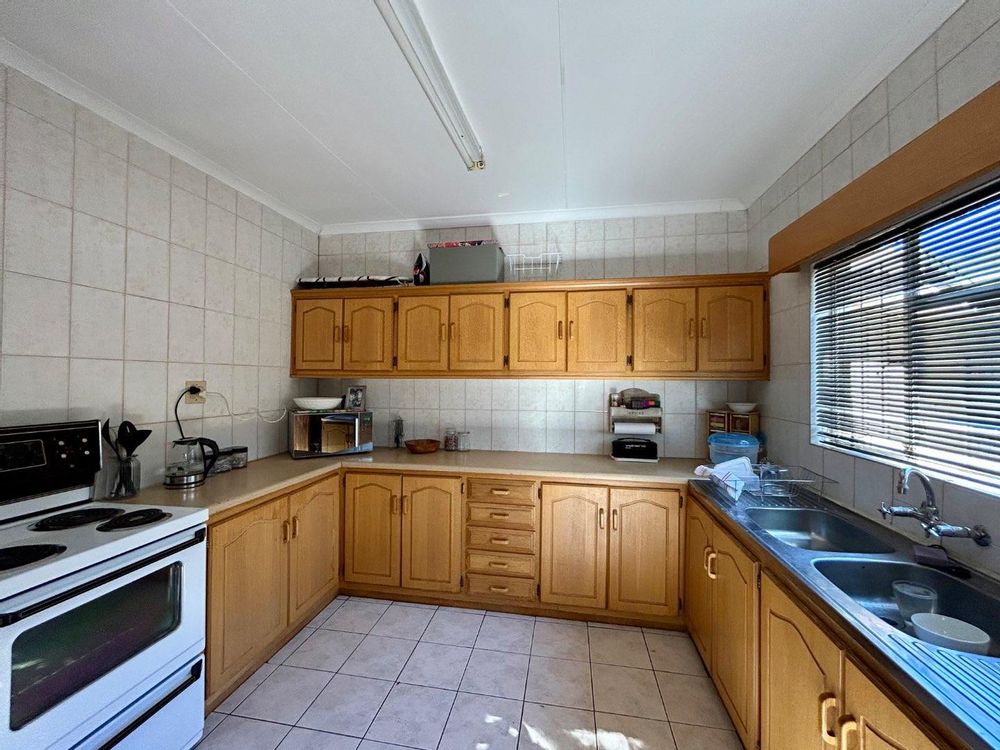 Kitchen of the one-bedroom flat.