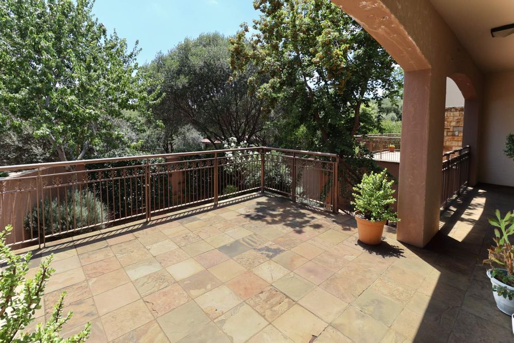 Mature trees provide privacy