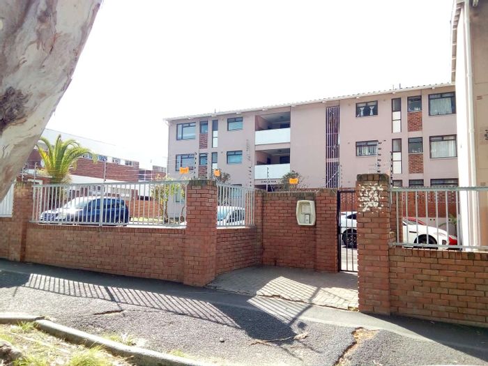 Property #1976690, Apartment pending sale in Wynberg