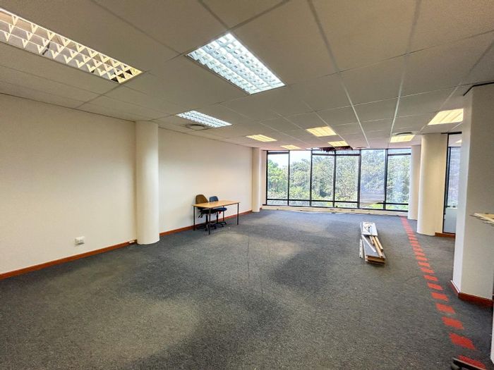 Property #2230829, Office rental monthly in Somerset Park