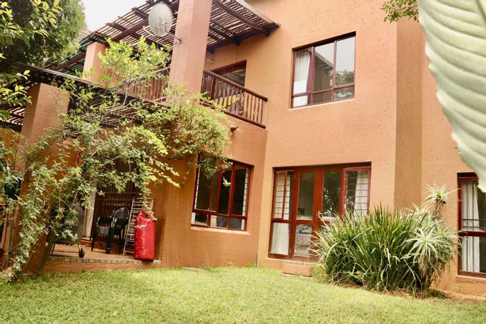 Property #2211680, Apartment for sale in Douglasdale