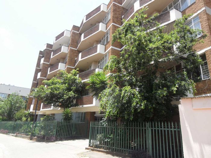 Property #2199959, Apartment for sale in Yeoville