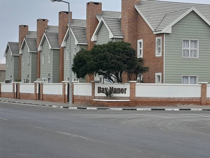 Property #2194145, Townhouse for sale in Walvis Bay Central