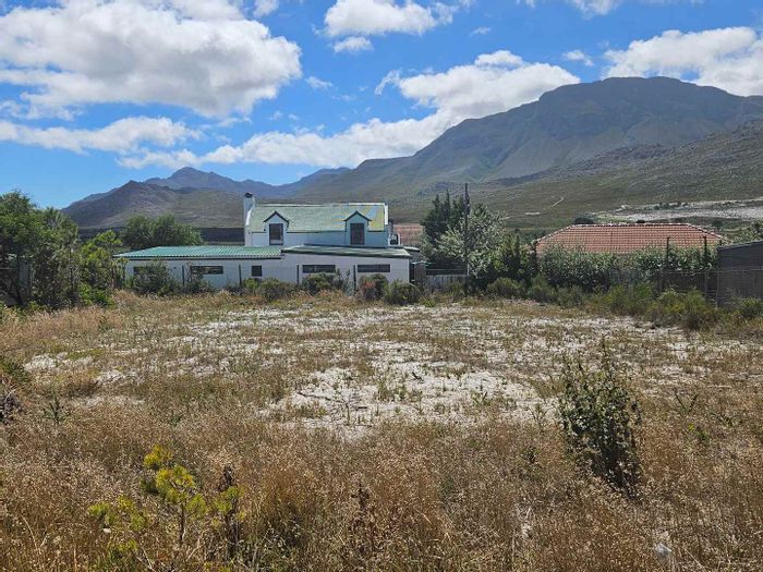 Property #2221803, Vacant Land Residential for sale in Pringle Bay
