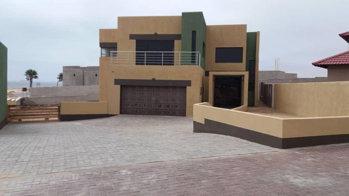 Property #2203996, House for sale in Swakopmund Central