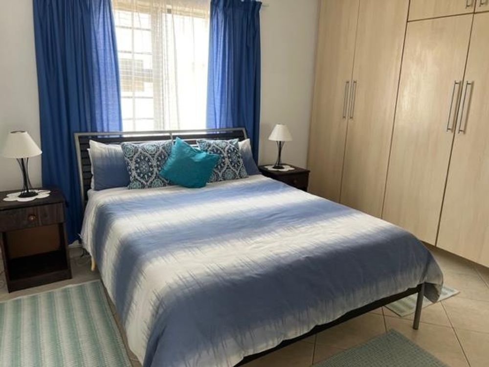 Main house bedroom 3