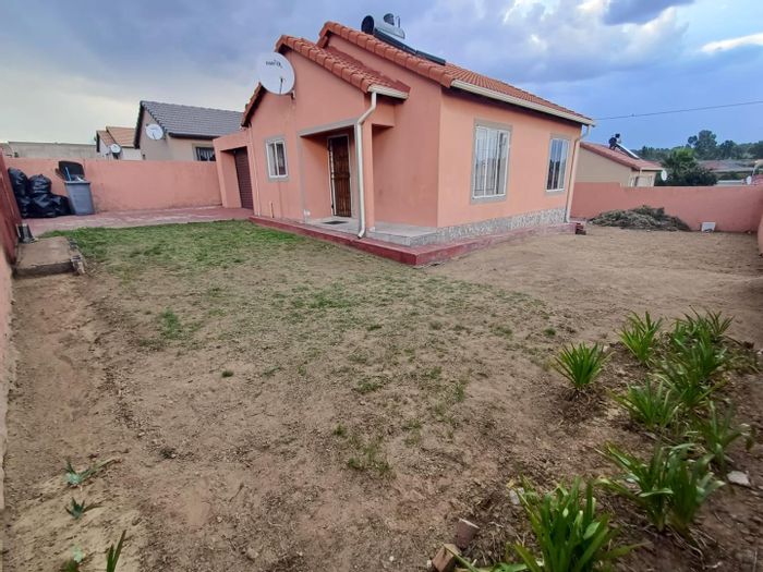Property #2202350, House for sale in Olievenhoutbosch