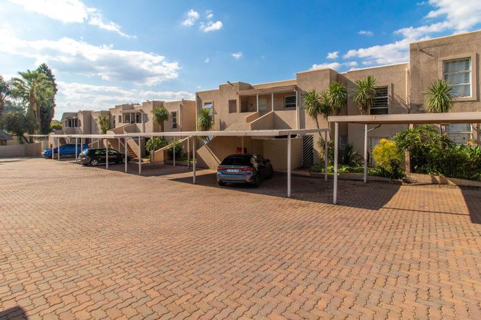 Property #2104141, Apartment sold in Constantia Kloof