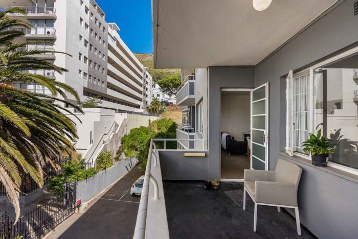 Property #2206242, Apartment for sale in Sea Point