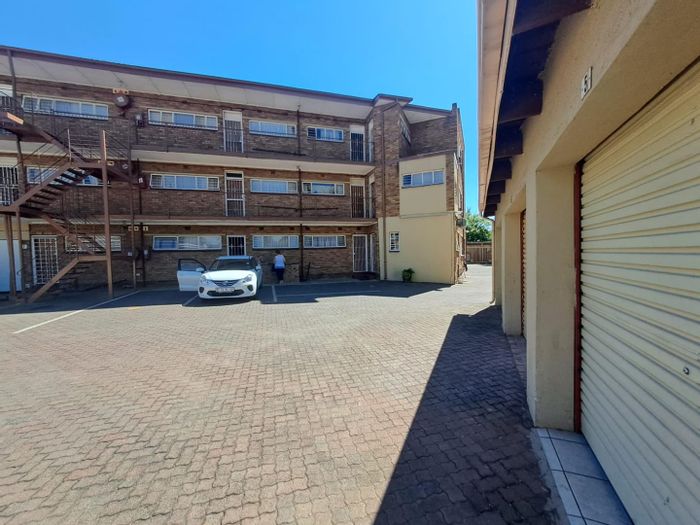 Property #2201379, Apartment for sale in Kempton Park