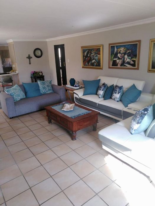 Property #2064176, Townhouse sold in Parys